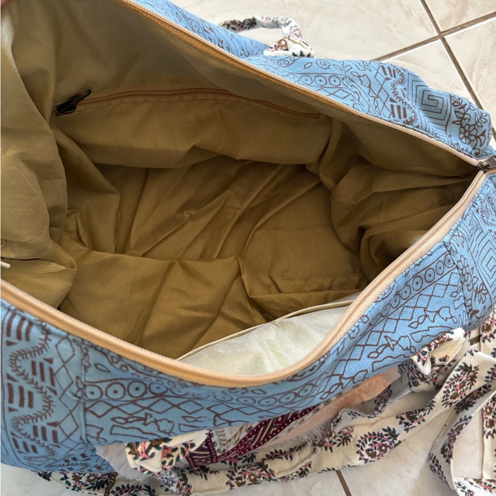 Anthropologie Bohemian Blue and Cream Tote Bag - Picture 7 of 7